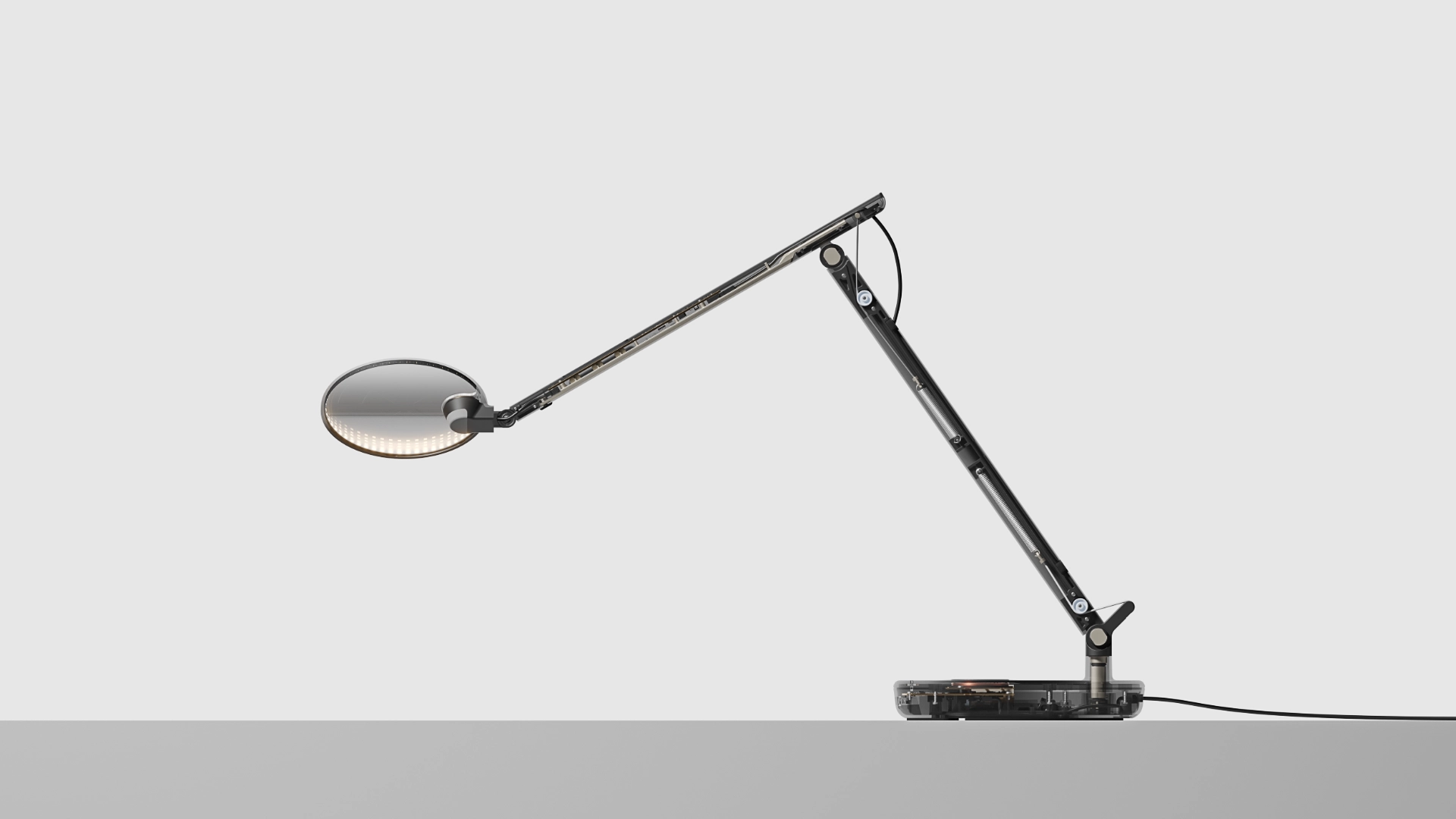 Humanscale Nova task light. X-ray image that shows the internals.