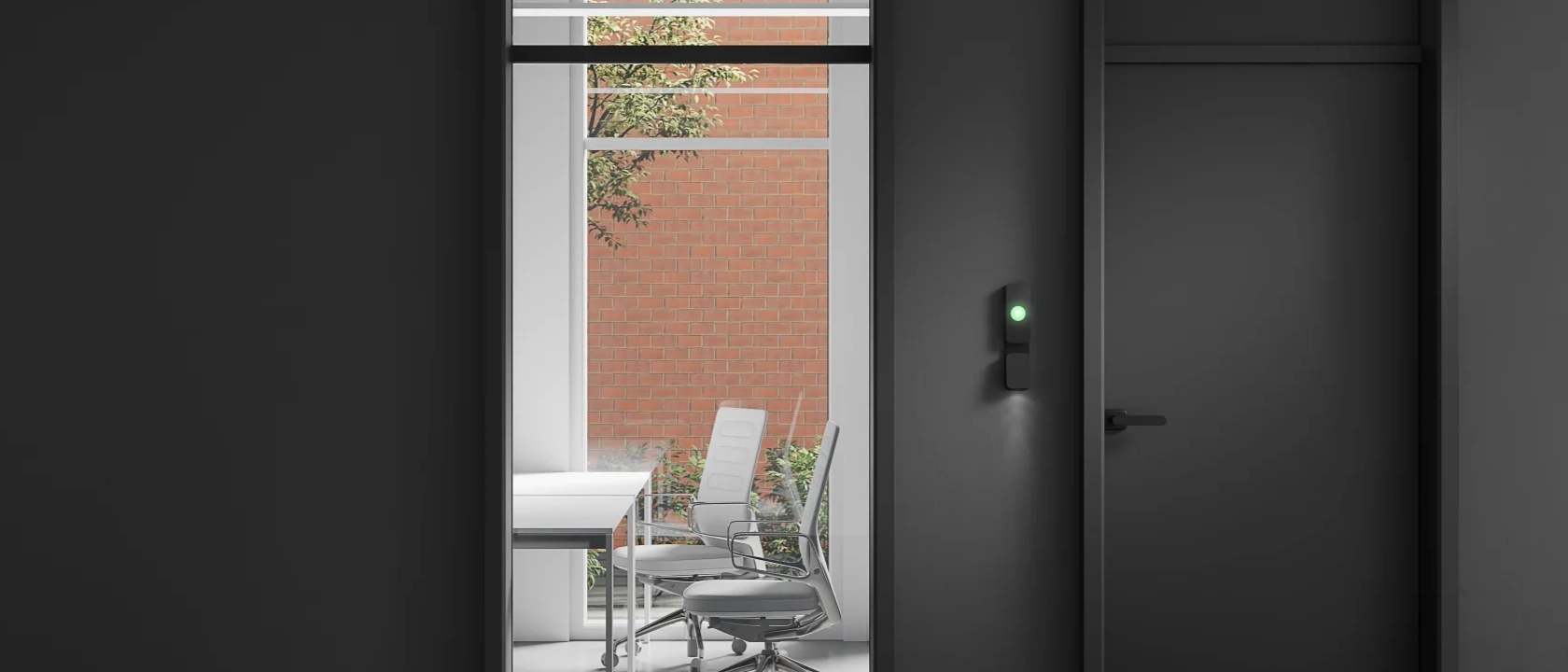 Kisi products in context. Thumbnail image.